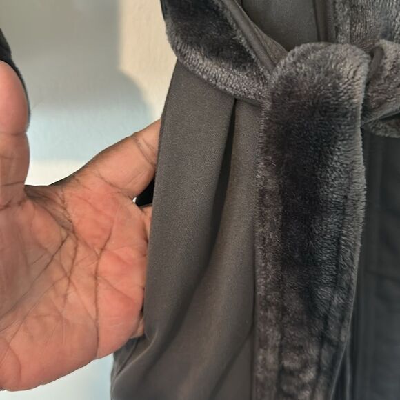 Mansfield Unisex Spa Microfiber Shimmer Lined Shawl Collar Robe O/S - Picture 6 of 9